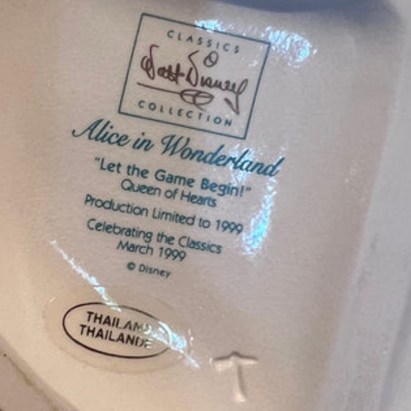 WDCC Alice in Wonderland Queen of Hearts "Let the Game Begin!" 1999 Walt Disney - Picture 5 of 5